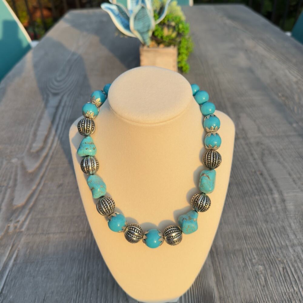 Jules Turquoise Beaded Statement Necklace Silver Tone Southwest Western 16"